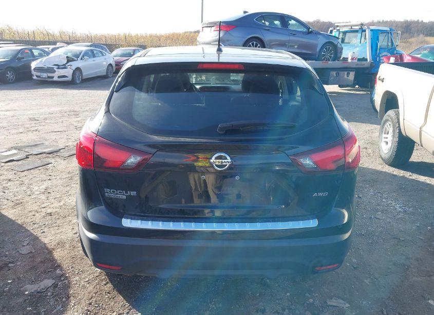 Photo 17 of 2019 Nissan Rogue SPORT S (VIN JN1BJ1CR8KW626999)