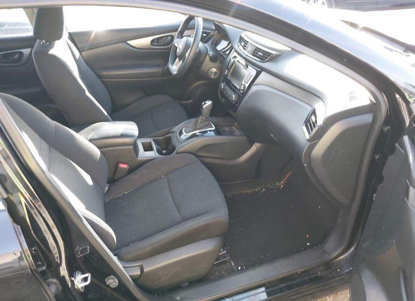 Photo 5 of 2019 Nissan Rogue SPORT S (VIN JN1BJ1CR8KW626999)