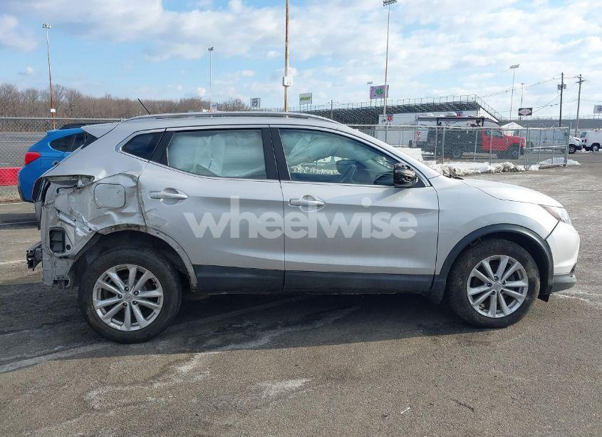 Photo 13 of 2017 Nissan Rogue SPORT SV (VIN JN1BJ1CR9HW108652)