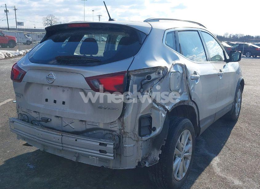 Photo 6 of 2017 Nissan Rogue SPORT SV (VIN JN1BJ1CR9HW108652)