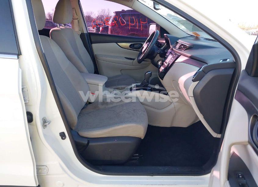 Photo 5 of 2017 Nissan Rogue SPORT S (VIN JN1BJ1CR9HW113656)