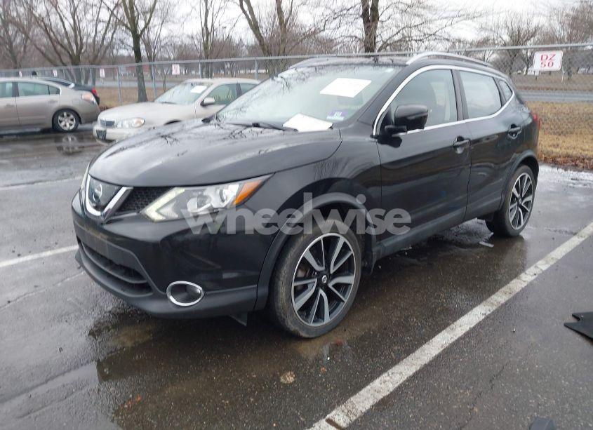 Photo 2 of 2017 Nissan Rogue SPORT SL (VIN JN1BJ1CR9HW113768)