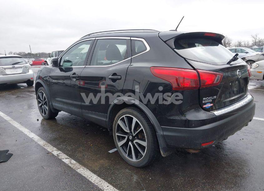 Photo 3 of 2017 Nissan Rogue SPORT SL (VIN JN1BJ1CR9HW113768)