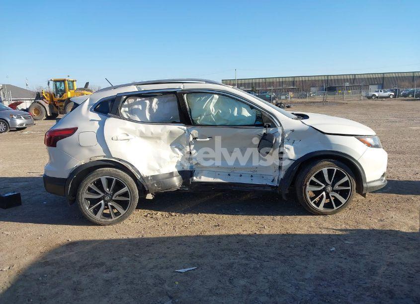 Photo 13 of 2017 Nissan Rogue SPORT SL (VIN JN1BJ1CR9HW119098)