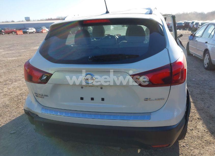 Photo 16 of 2017 Nissan Rogue SPORT SL (VIN JN1BJ1CR9HW119098)