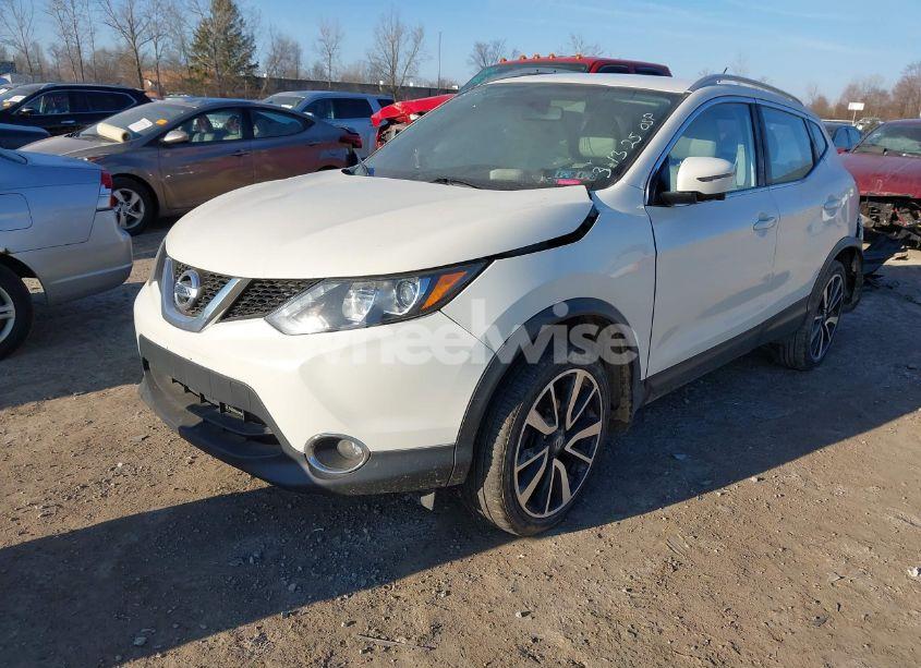 Photo 2 of 2017 Nissan Rogue SPORT SL (VIN JN1BJ1CR9HW119098)
