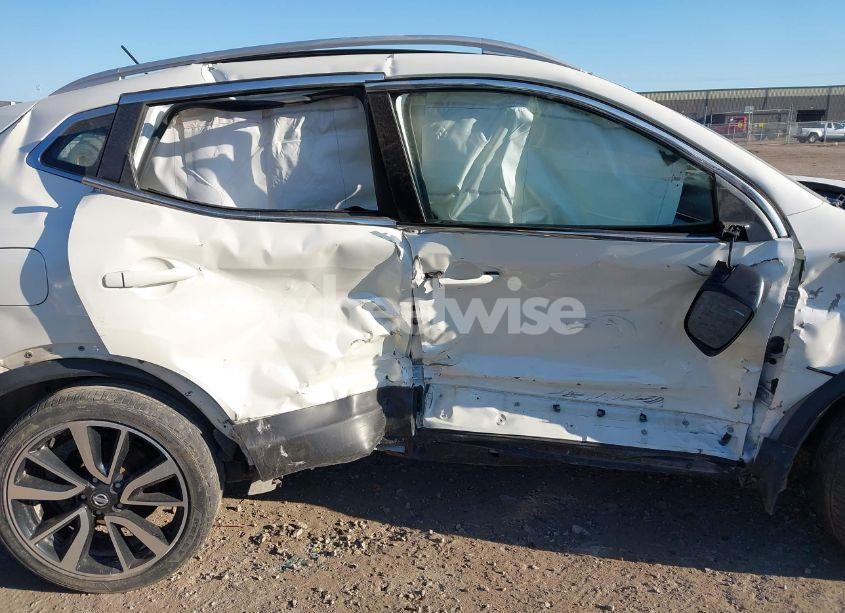 Photo 6 of 2017 Nissan Rogue SPORT SL (VIN JN1BJ1CR9HW119098)