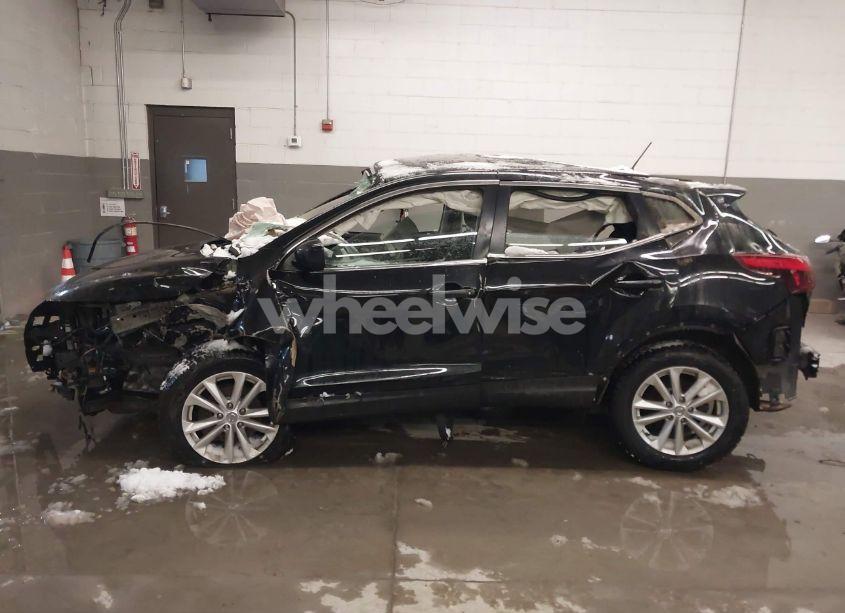 Photo 15 of 2017 Nissan Rogue SPORT S (VIN JN1BJ1CR9HW122213)