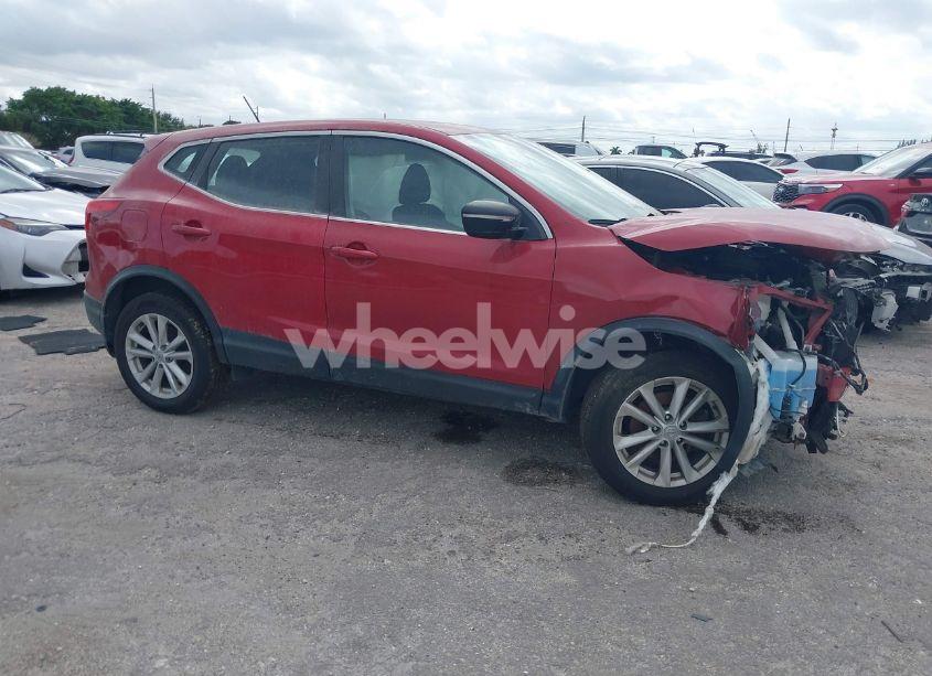 2017 Nissan Rogue SPORT S/SL/SV (VIN JN1BJ1CR9HW122793) main photo