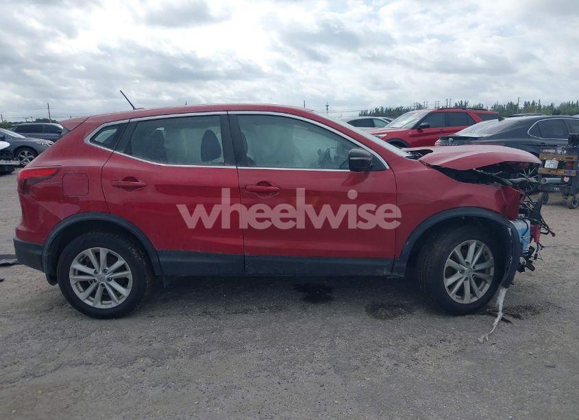 Photo 13 of 2017 Nissan Rogue SPORT S/SL/SV (VIN JN1BJ1CR9HW122793)