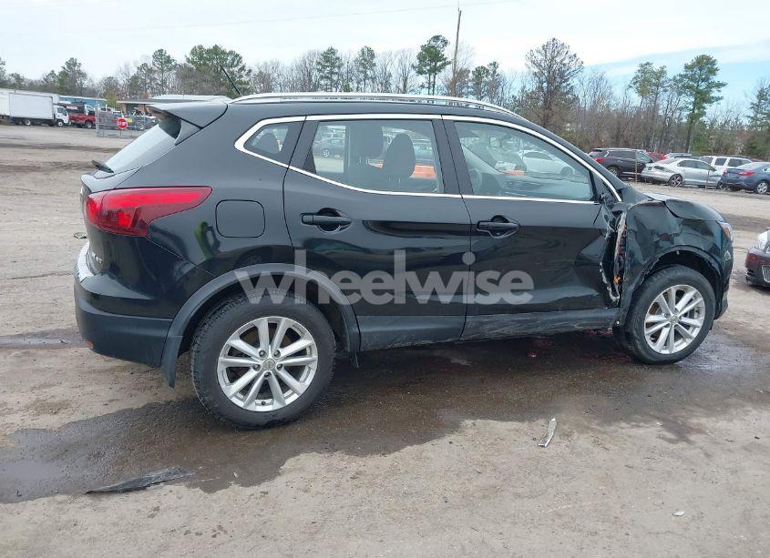 Photo 13 of 2017 Nissan Rogue SPORT SV (VIN JN1BJ1CR9HW123992)