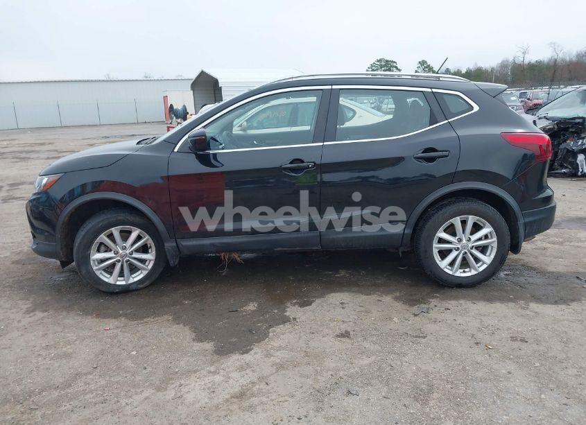 Photo 14 of 2017 Nissan Rogue SPORT SV (VIN JN1BJ1CR9HW123992)