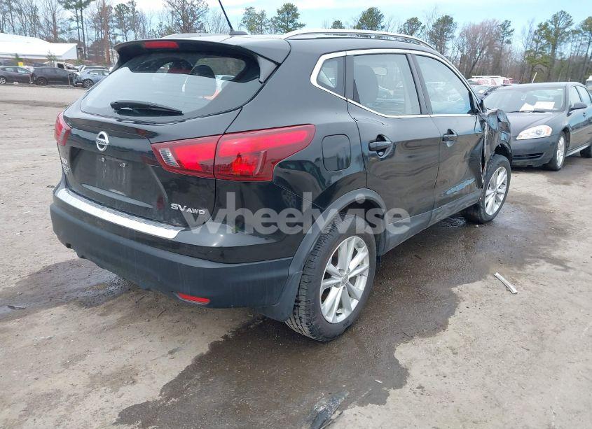 Photo 4 of 2017 Nissan Rogue SPORT SV (VIN JN1BJ1CR9HW123992)