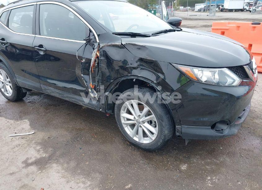 Photo 6 of 2017 Nissan Rogue SPORT SV (VIN JN1BJ1CR9HW123992)