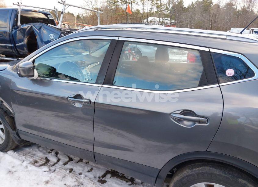 Photo 14 of 2017 Nissan Rogue SPORT SV (VIN JN1BJ1CR9HW131896)