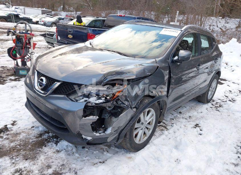 Photo 2 of 2017 Nissan Rogue SPORT SV (VIN JN1BJ1CR9HW131896)