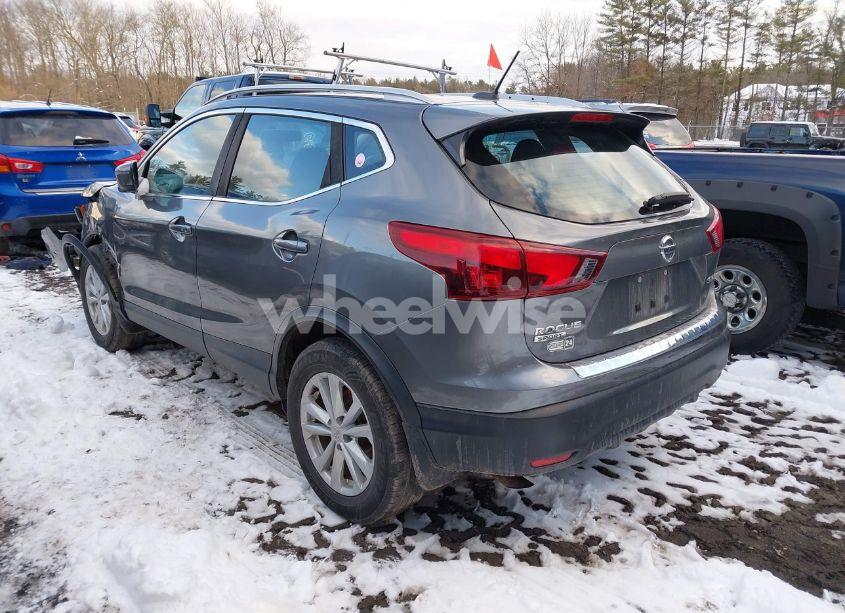 Photo 3 of 2017 Nissan Rogue SPORT SV (VIN JN1BJ1CR9HW131896)