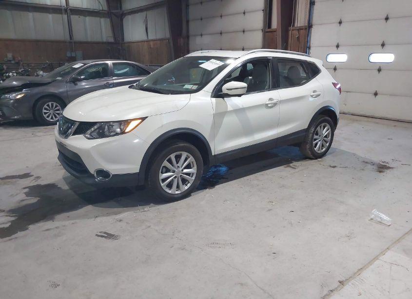 Photo 2 of 2018 Nissan Rogue SPORT SV (VIN JN1BJ1CR9JW252062)