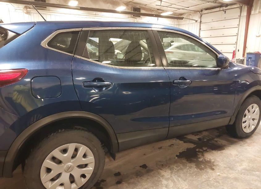 Photo 14 of 2018 Nissan Rogue SPORT S (VIN JN1BJ1CR9JW263627)