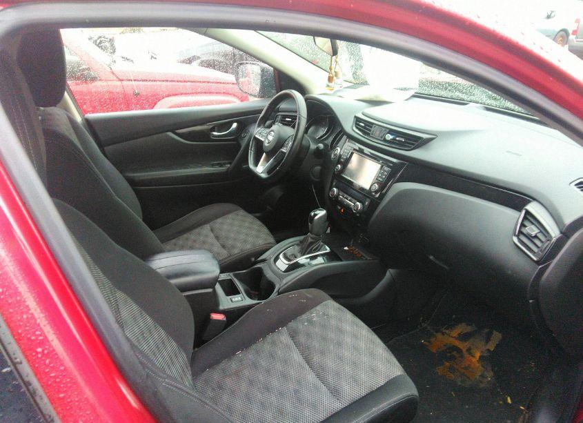 Photo 5 of 2018 Nissan Rogue SPORT SV (VIN JN1BJ1CR9JW293744)