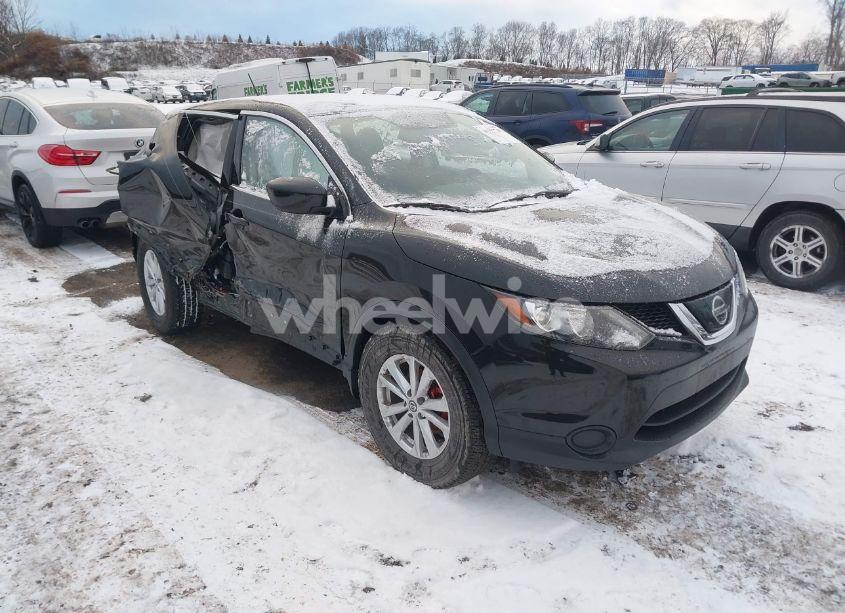 2019 Nissan Rogue SPORT S (VIN JN1BJ1CR9KW336626) main photo