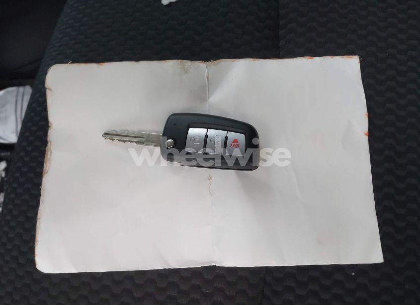 Photo 11 of 2019 Nissan Rogue SPORT S (VIN JN1BJ1CR9KW336626)