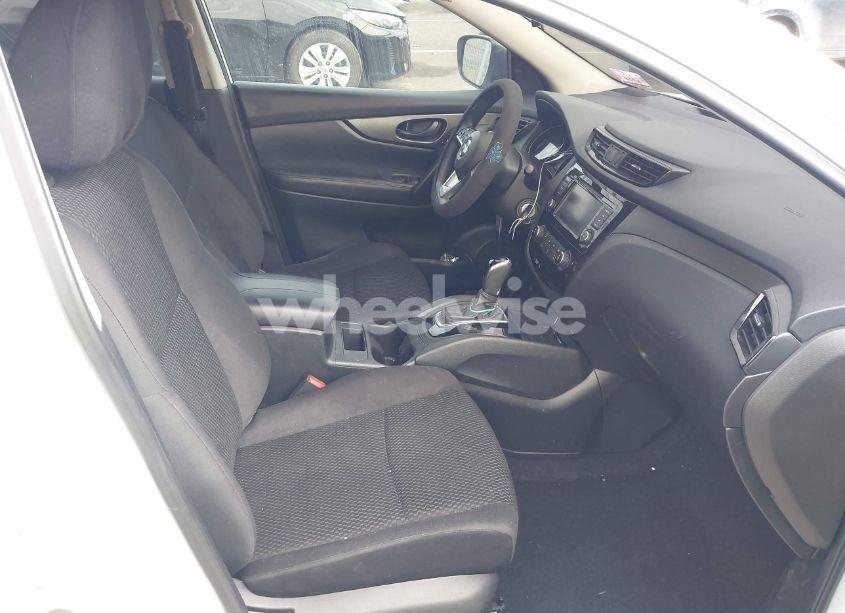 Photo 5 of 2019 Nissan Rogue SPORT S (VIN JN1BJ1CR9KW338201)