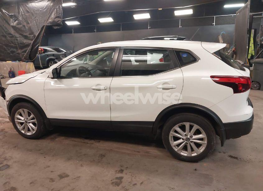 Photo 14 of 2019 Nissan Rogue SPORT S (VIN JN1BJ1CR9KW354141)