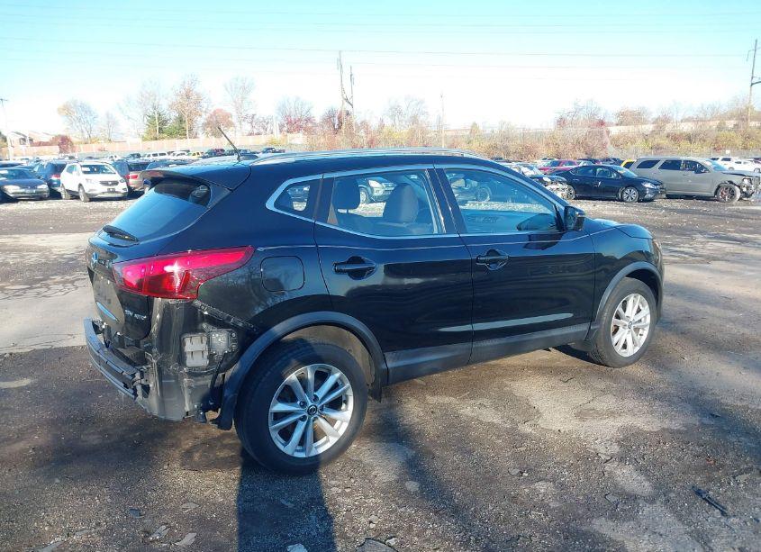 Photo 4 of 2019 Nissan Rogue SPORT SV (VIN JN1BJ1CR9KW623190)