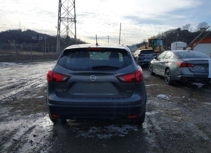 Photo 17 of 2019 Nissan Rogue SPORT S (VIN JN1BJ1CR9KW624551)