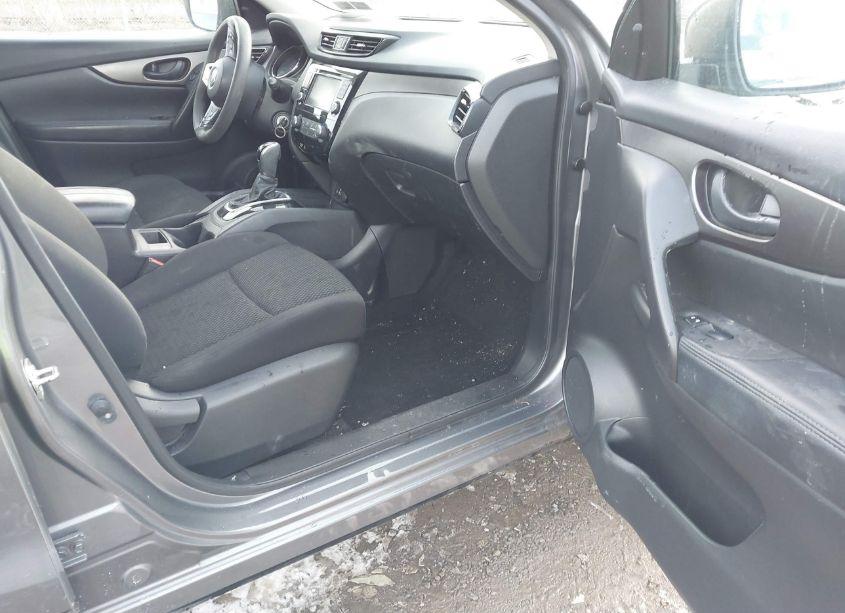 Photo 5 of 2019 Nissan Rogue SPORT S (VIN JN1BJ1CR9KW624551)