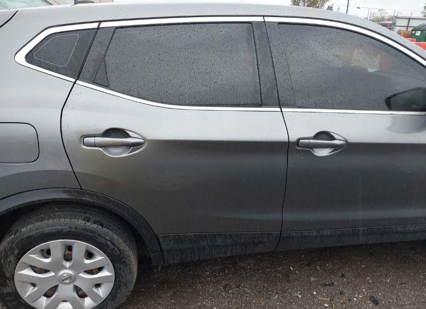 Photo 14 of 2019 Nissan Rogue SPORT S (VIN JN1BJ1CR9KW629619)