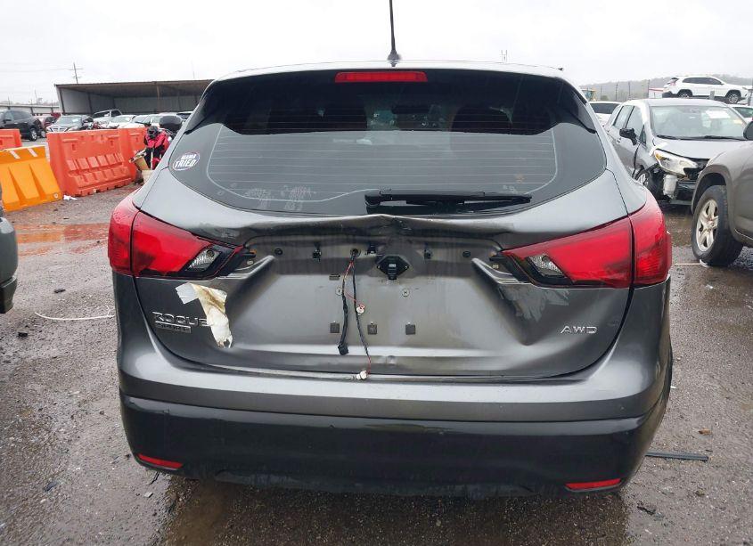 Photo 17 of 2019 Nissan Rogue SPORT S (VIN JN1BJ1CR9KW629619)