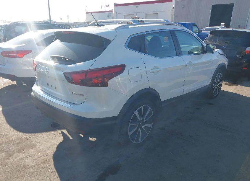 Photo 4 of 2017 Nissan Rogue SPORT SL (VIN JN1BJ1CRXHW109440)