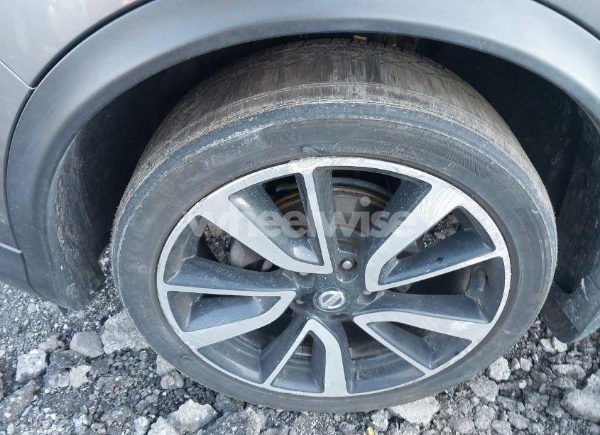 Photo 6 of 2017 Nissan Rogue SPORT SL (VIN JN1BJ1CRXHW114590)