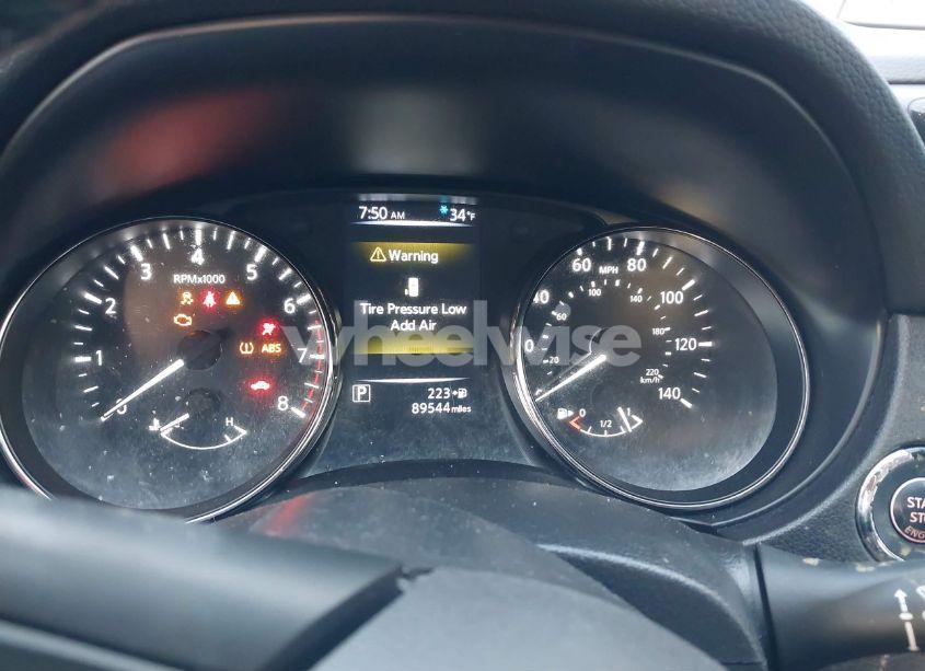 Photo 7 of 2017 Nissan Rogue SPORT SV (VIN JN1BJ1CRXHW114976)