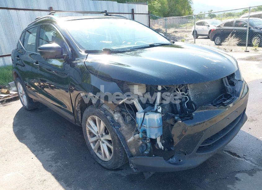 2017 Nissan Rogue SPORT SV (VIN JN1BJ1CRXHW116369) main photo