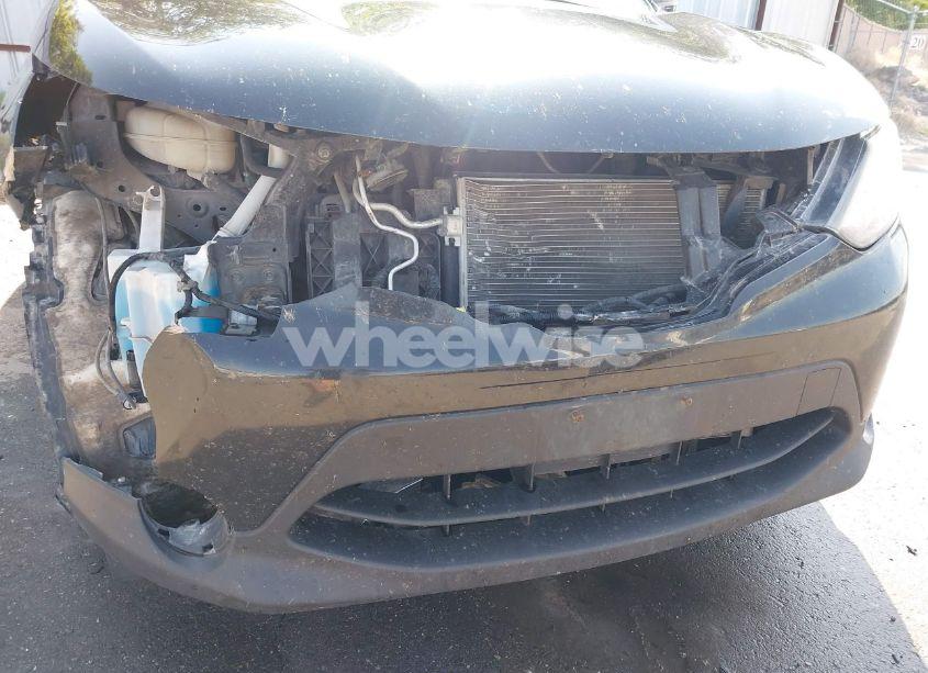 Photo 6 of 2017 Nissan Rogue SPORT SV (VIN JN1BJ1CRXHW116369)