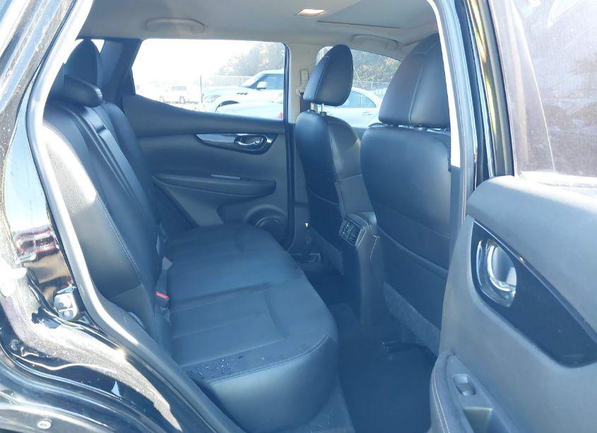 Photo 8 of 2017 Nissan Rogue SPORT SL (VIN JN1BJ1CRXHW118638)