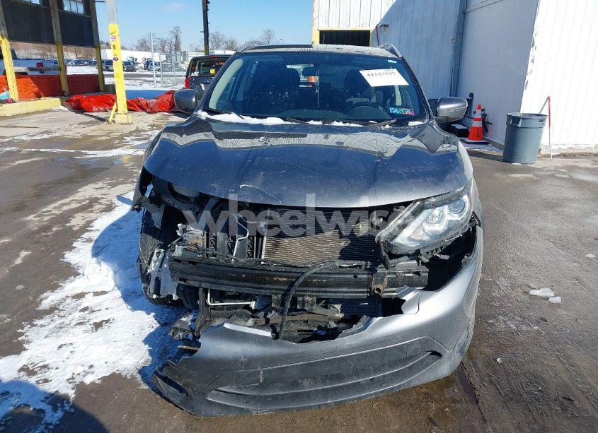 Photo 12 of 2017 Nissan Rogue SPORT SV (VIN JN1BJ1CRXHW120373)