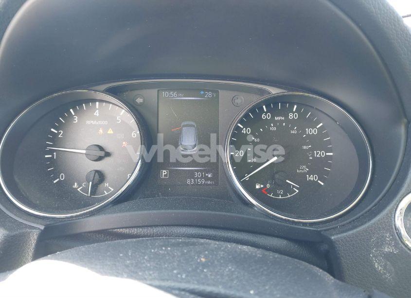 Photo 7 of 2017 Nissan Rogue SPORT SV (VIN JN1BJ1CRXHW120373)