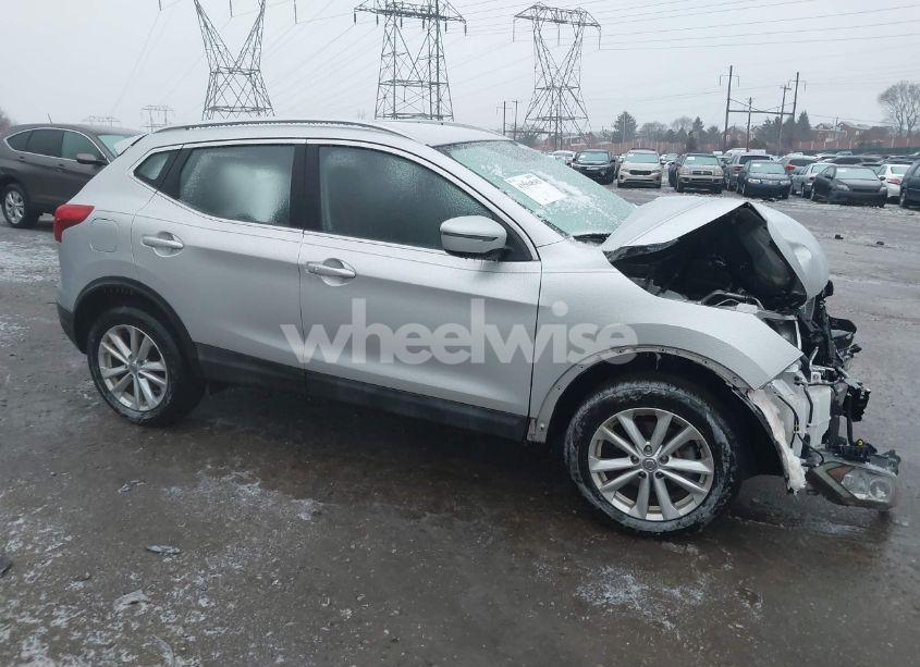 2017 Nissan Rogue SPORT SV (VIN JN1BJ1CRXHW131728) main photo