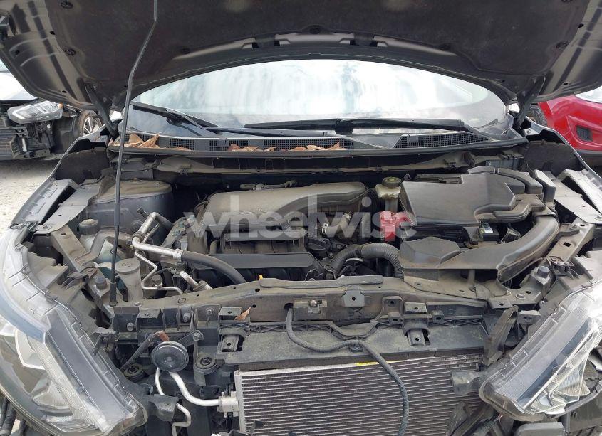 Photo 10 of 2018 Nissan Rogue SPORT S (VIN JN1BJ1CRXJW251938)