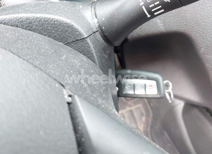 Photo 11 of 2018 Nissan Rogue SPORT S (VIN JN1BJ1CRXJW251938)