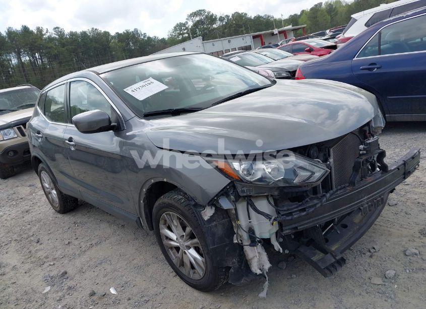 Photo 13 of 2018 Nissan Rogue SPORT S (VIN JN1BJ1CRXJW251938)