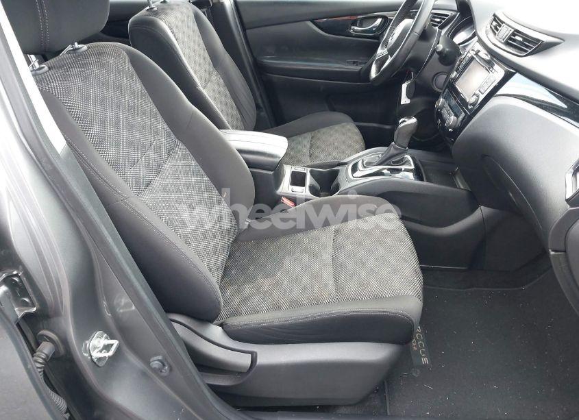 Photo 5 of 2018 Nissan Rogue SPORT SV (VIN JN1BJ1CRXJW252006)