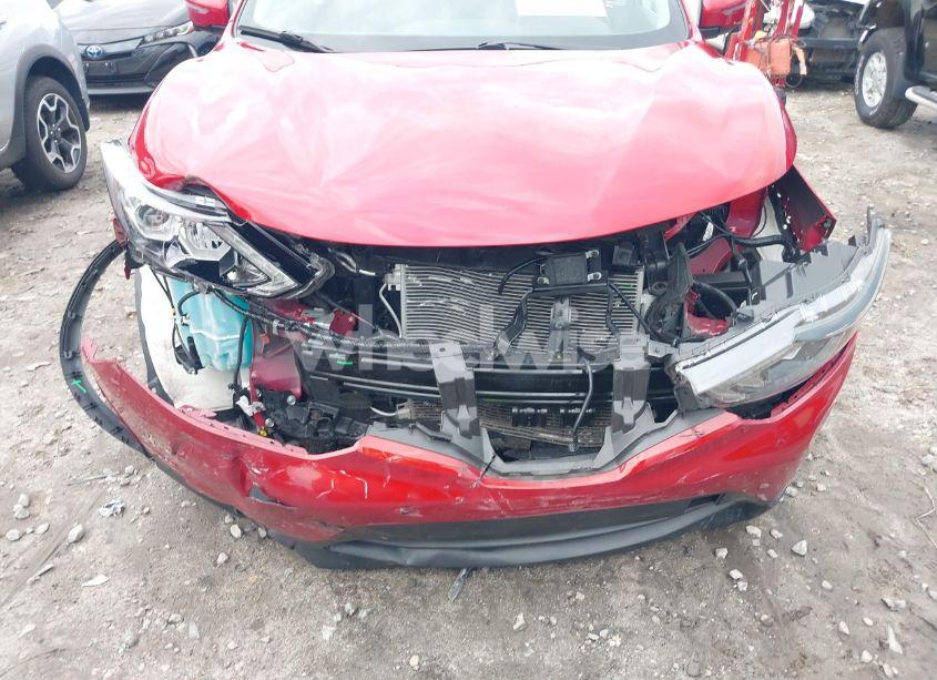 Photo 6 of 2018 Nissan Rogue SPORT SL (VIN JN1BJ1CRXJW266407)