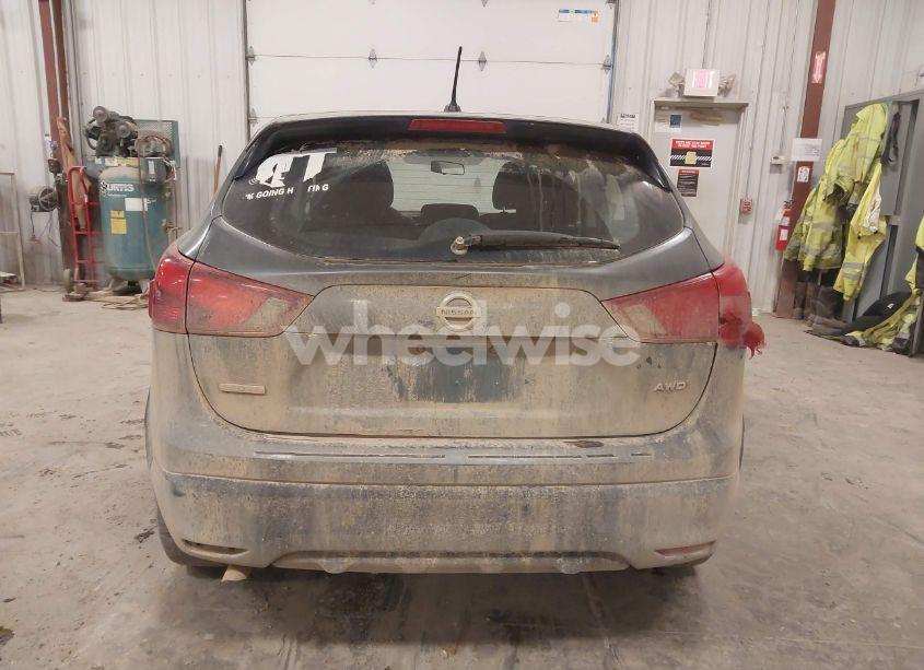 Photo 16 of 2018 Nissan Rogue SPORT S (VIN JN1BJ1CRXJW285474)