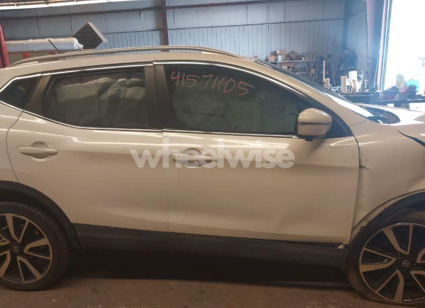 Photo 12 of 2019 Nissan Rogue SPORT SL (VIN JN1BJ1CRXKW321536)