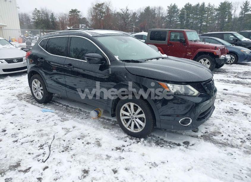 2019 Nissan Rogue SPORT SV (VIN JN1BJ1CRXKW323223) main photo